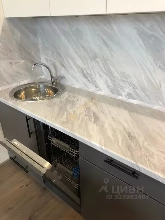 Студия Санкт-Петербург 24-я Васильевского острова линия, 25 (29.0 м) - Фото 2