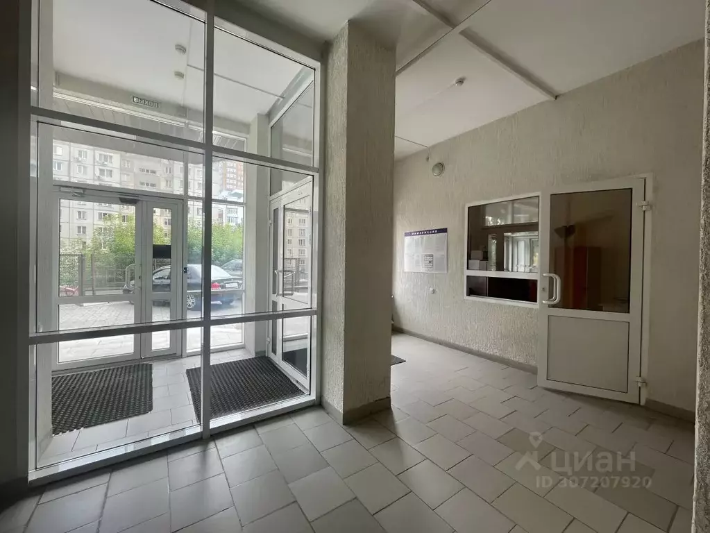 2-к кв. Алтайский край, Барнаул ул. Чкалова, 69А (54.0 м) - Фото 2