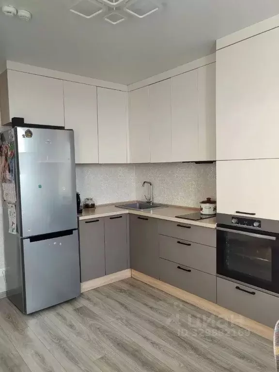 3-к кв. Омская область, Омск Взлетная ул., 9А (67.15 м) - Фото 1