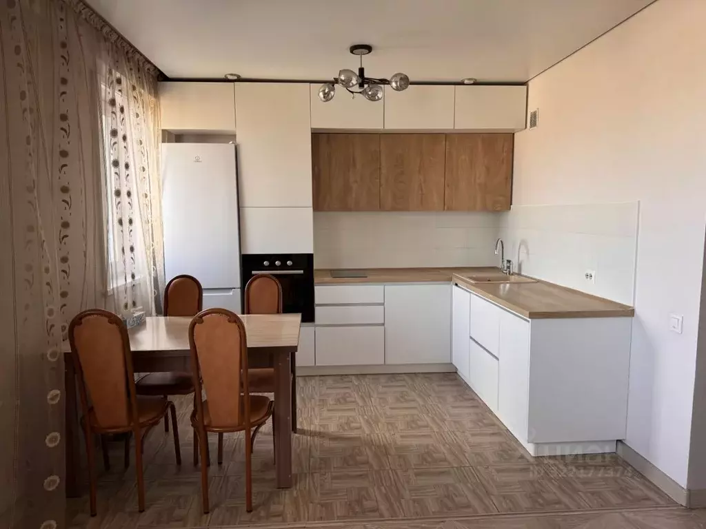 2-к кв. Бурятия, Улан-Удэ ул. Трубачеева, 146Ас1 (57.4 м) - Фото 0