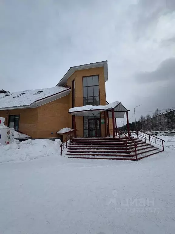 Офис в Красноярский край, Лесосибирск 9-й мкр, 2Б (18 м) - Фото 1