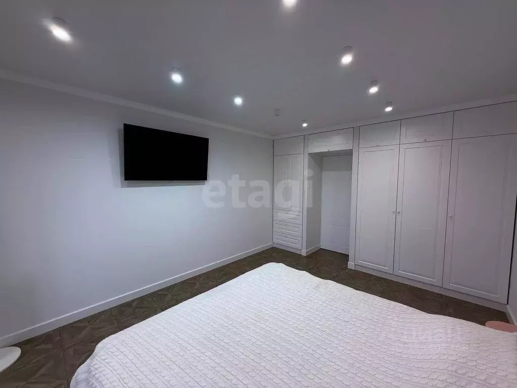 2-к кв. Крым, Симферополь ул. Севастопольская (48.4 м) - Фото 2