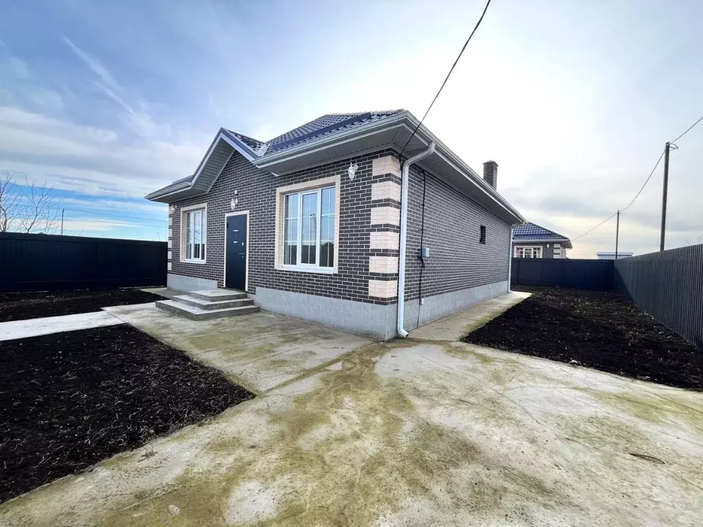 Коттедж в Краснодарский край, Динской район, Новотитаровская ст-ца ул. ... - Фото 2