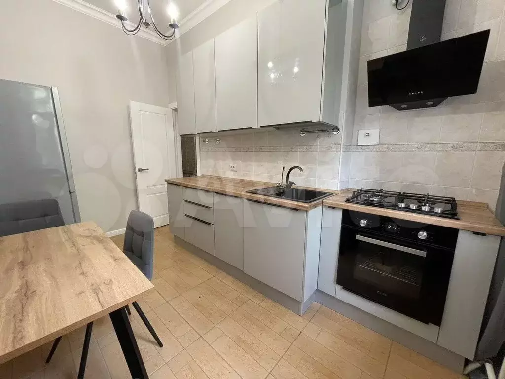 2-к. квартира, 53 м, 2/4 эт. - Фото 1