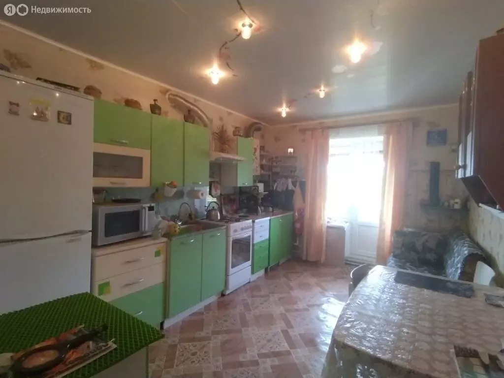 3-комнатная квартира: Шахты, Текстильная улица, 2 (74.6 м) - Фото 0