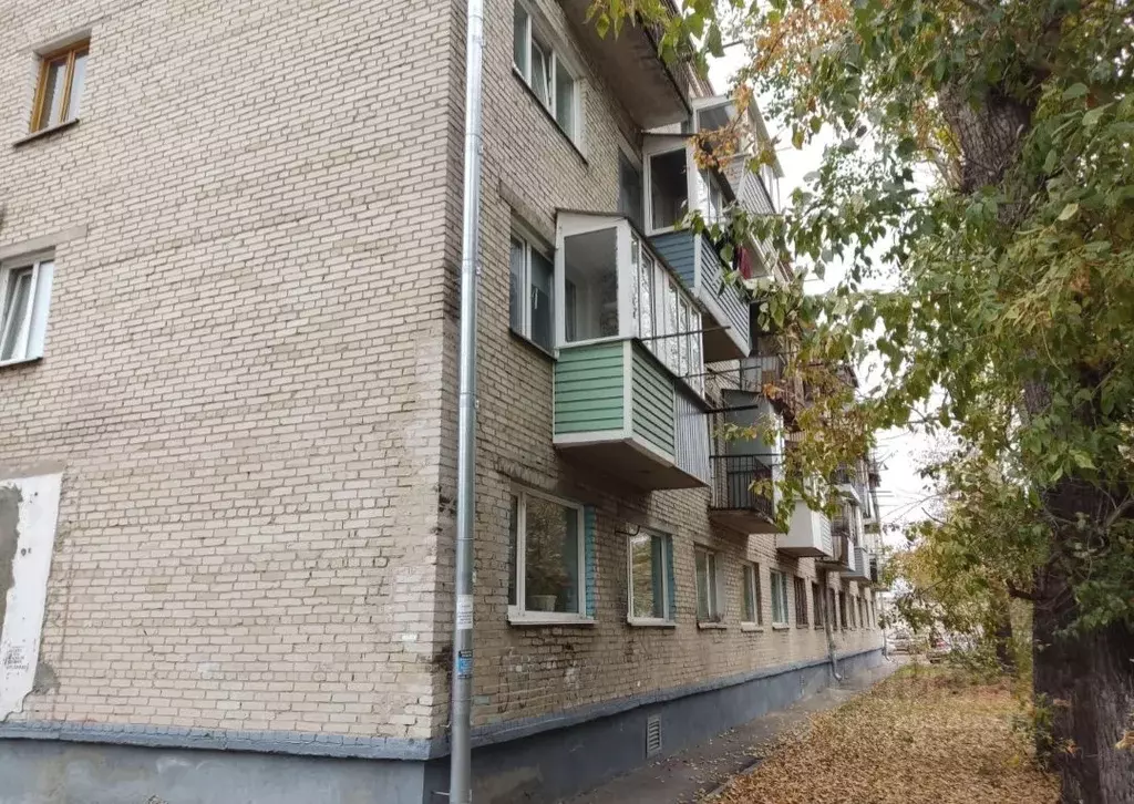 Студия Алтайский край, Барнаул Новосиликатный мкр, Благовещенская ул., ... - Фото 1