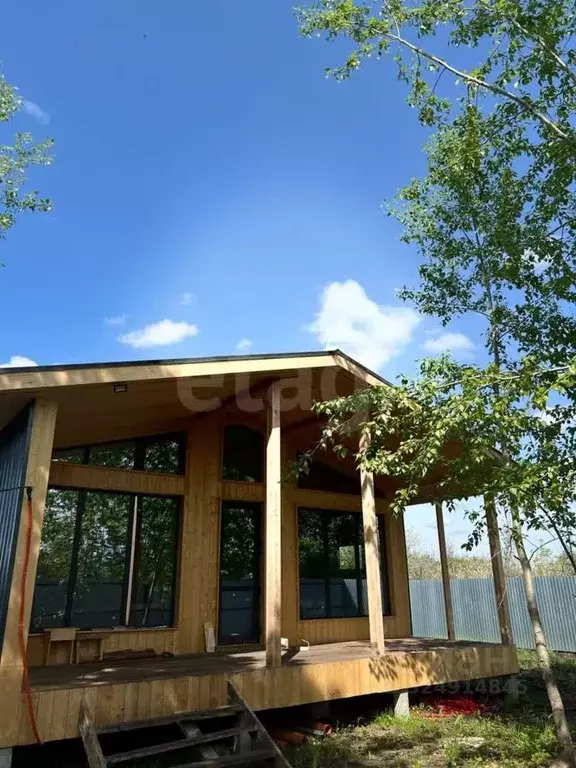 Дом в Башкортостан, Стерлитамакский район, Октябрьский сельсовет, ... - Фото 1