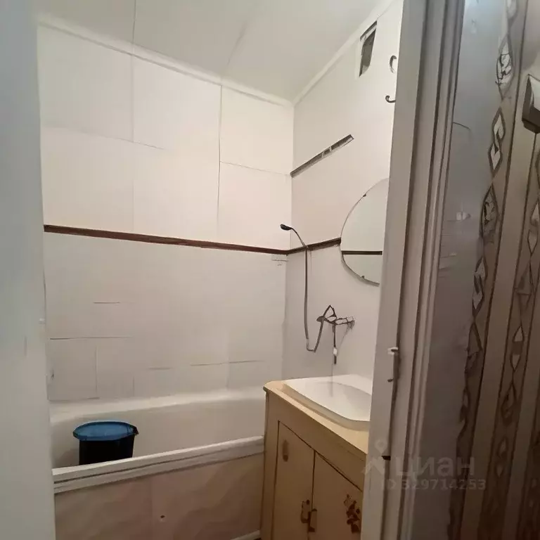 2-к кв. Татарстан, Зеленодольск ул. Фрунзе, 7 (50.0 м) - Фото 2
