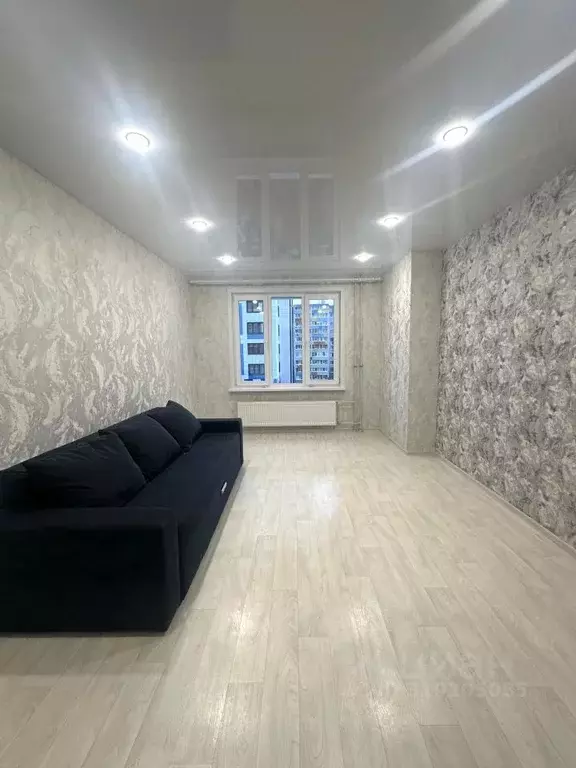 1-к кв. Татарстан, Зеленодольск ул. Комарова, 45А (38.0 м) - Фото 1
