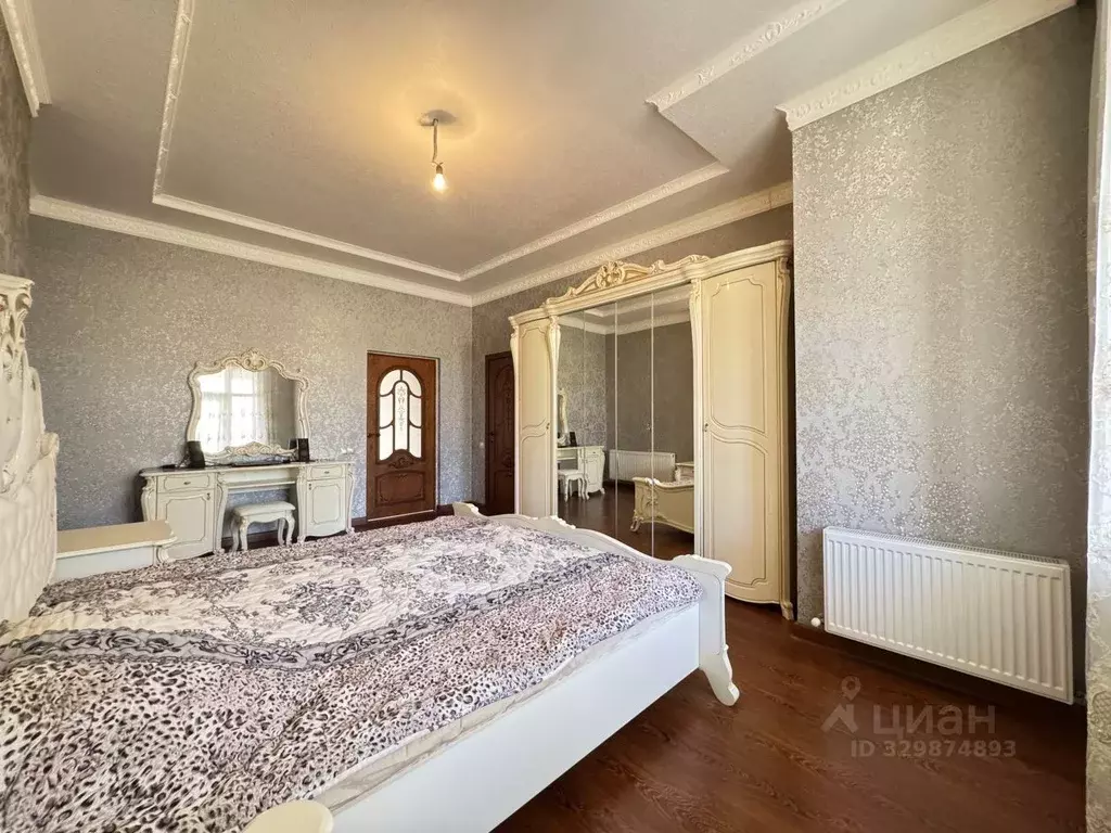 Дом в Кабардино-Балкария, Нальчик Новосельская ул., 9 (190 м) - Фото 1