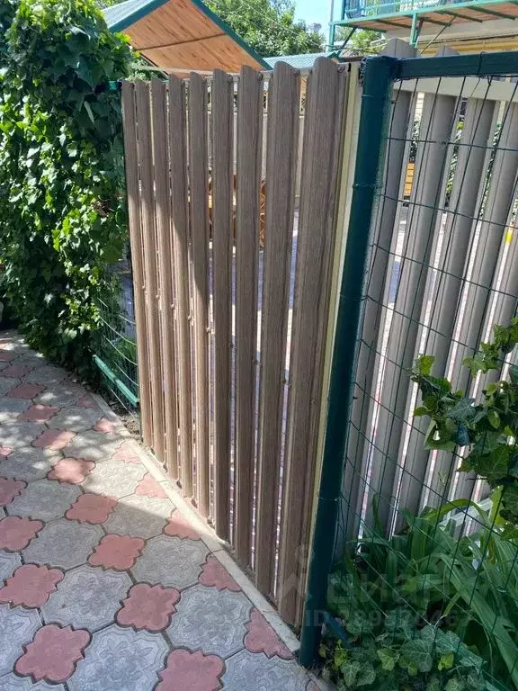 Дом в Краснодарский край, Ейск ул. Шмидта, 59 (40 м) - Фото 2