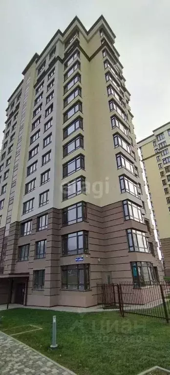 3-к кв. Кемеровская область, Кемерово ул. Дружбы, 30/5 (72.3 м) - Фото 0