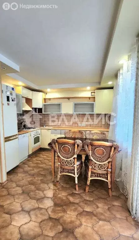 3-комнатная квартира: Волгоград, Закавказская улица, 2А (77.2 м) - Фото 0
