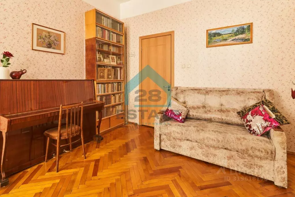 2-к кв. Санкт-Петербург ул. Маяковского, 17 (79.4 м) - Фото 0