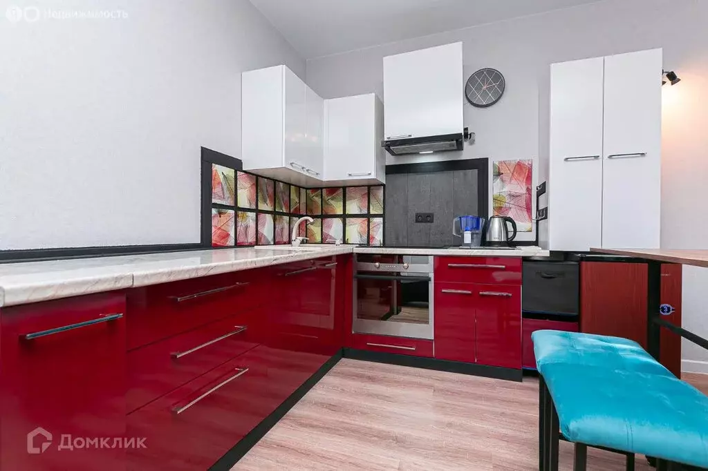 3-комнатная квартира: Краснодар, улица Западный Обход, 39/2 (62.1 м) - Фото 0