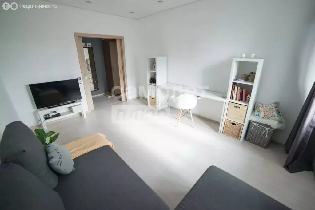 1-комнатная квартира: Иркутск, улица Поленова, 19 (35 м) - Фото 1