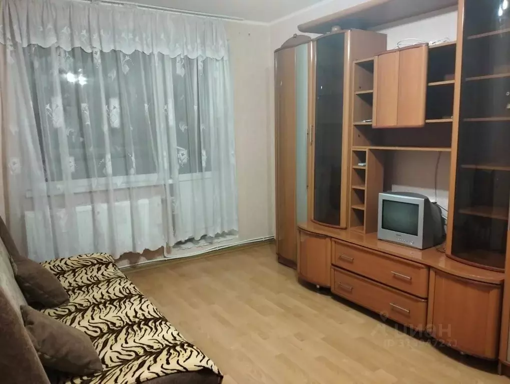 1-к кв. Белгородская область, Белгород ул. Есенина, 54 (35.0 м) - Фото 0