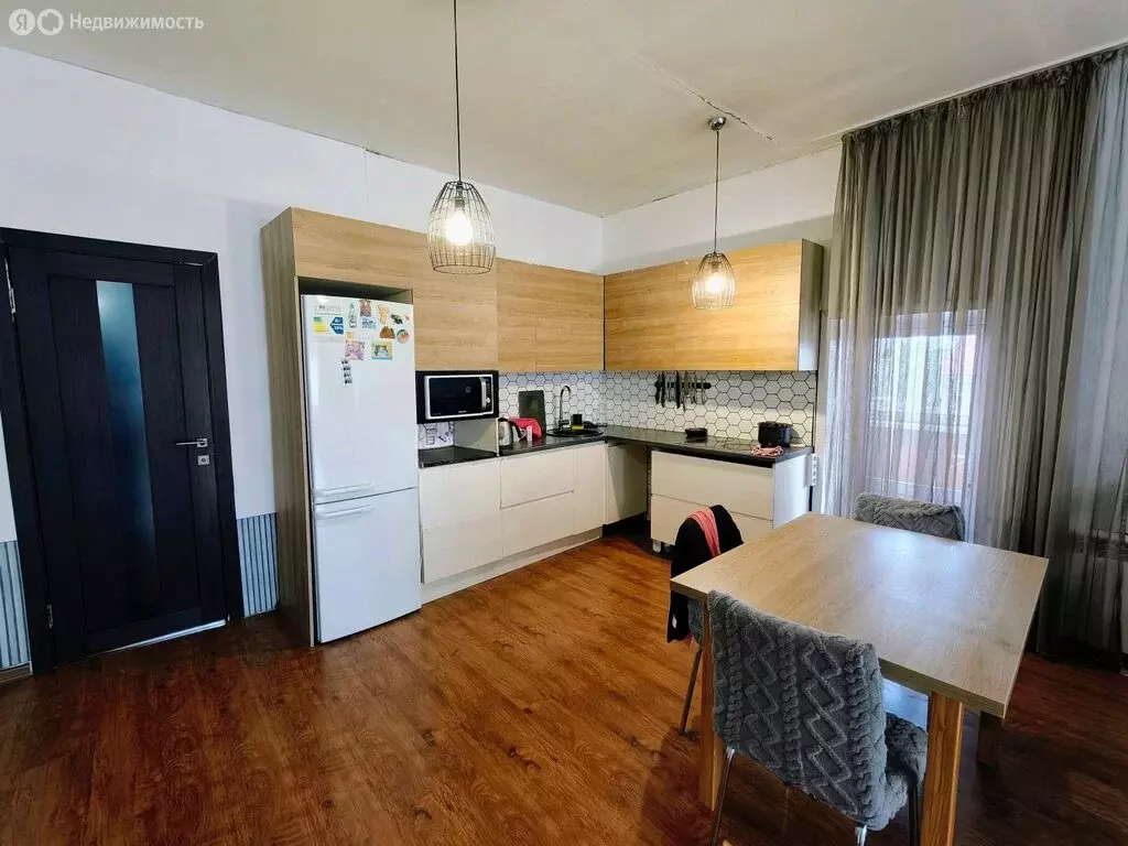 Дом в Иркутск, Напольная улица, 7В/1 (363 м) - Фото 1