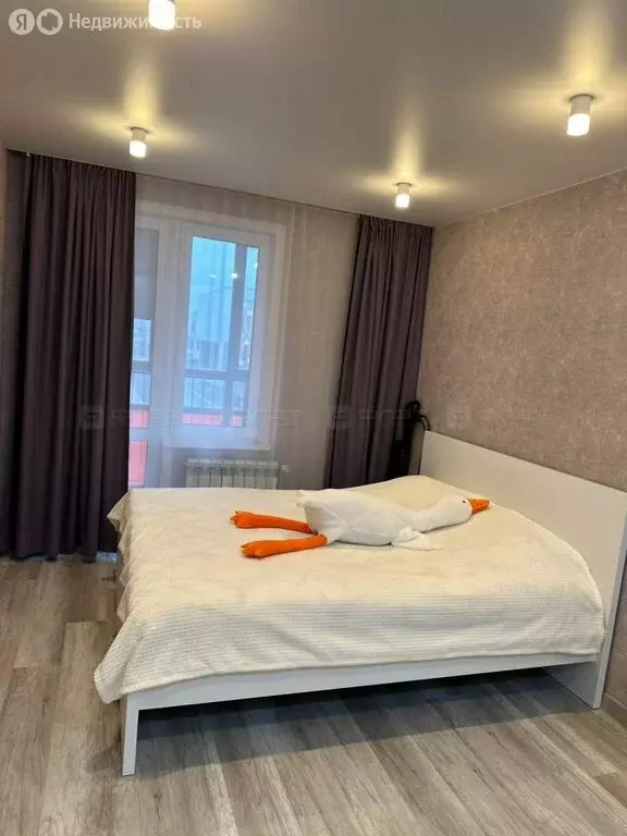 3-комнатная квартира: Казань, проспект Ильгама Шакирова, 5А (48 м) - Фото 0