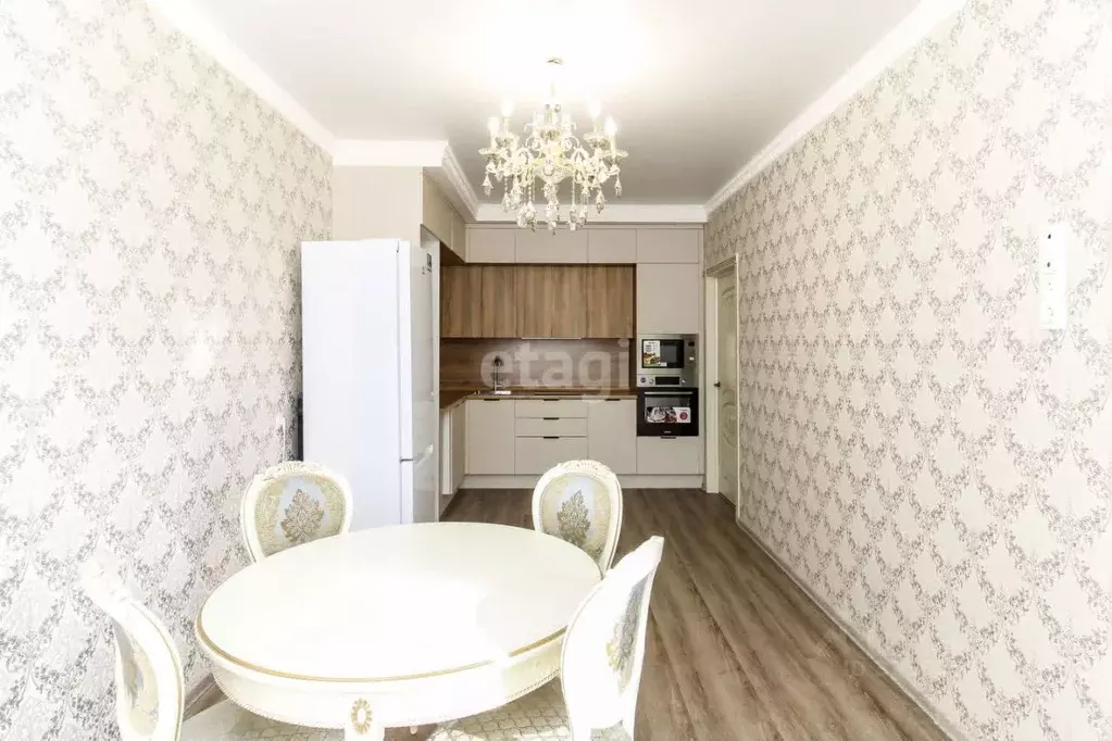 2-к кв. Тюменская область, Тюмень ул. Газовиков, 73 (54.48 м) - Фото 1