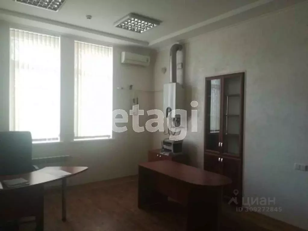 Торговая площадь в Крым, Евпатория просп. Ленина, 51/50 (250 м) - Фото 1