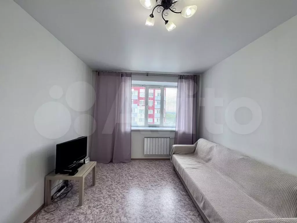 1-к. квартира, 32 м, 7/9 эт. - Фото 0