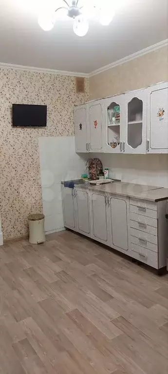 1-к. квартира, 40 м, 1/9 эт. - Фото 0