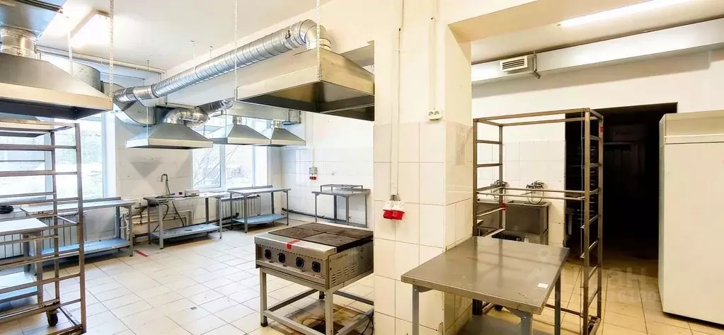 Производственное помещение в Пермский край, Пермь ул. Емельяна ... - Фото 2