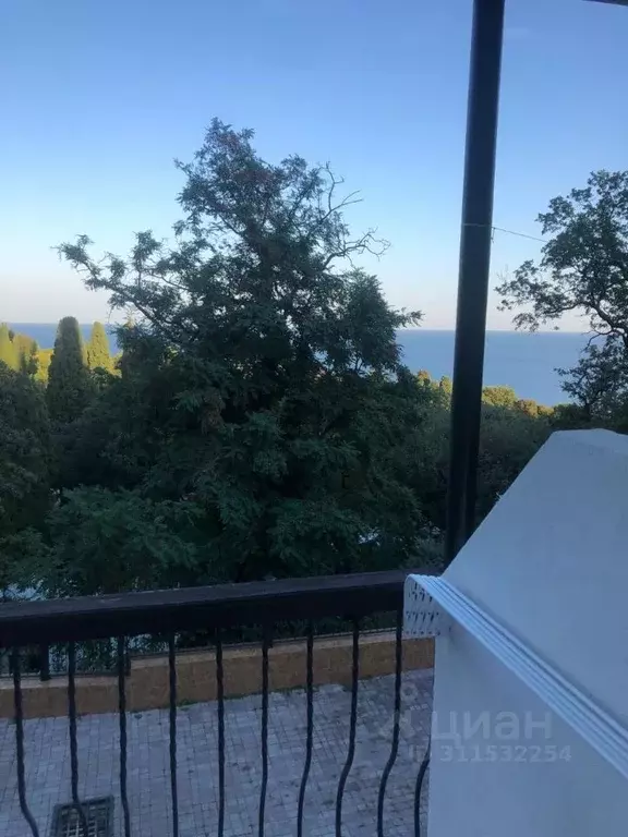 Дом в Крым, Алупка ул. Фрунзе, 19А (500 м) - Фото 1