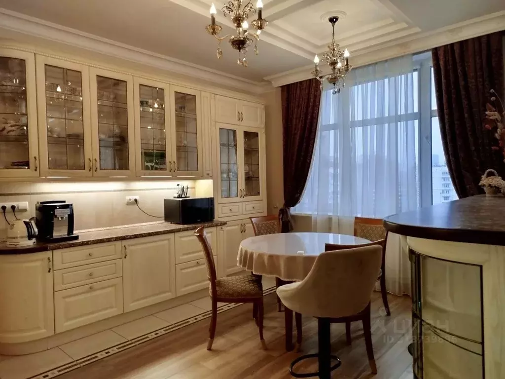 3-к кв. Москва ул. Маршала Соколовского, 5 (127.5 м) - Фото 0