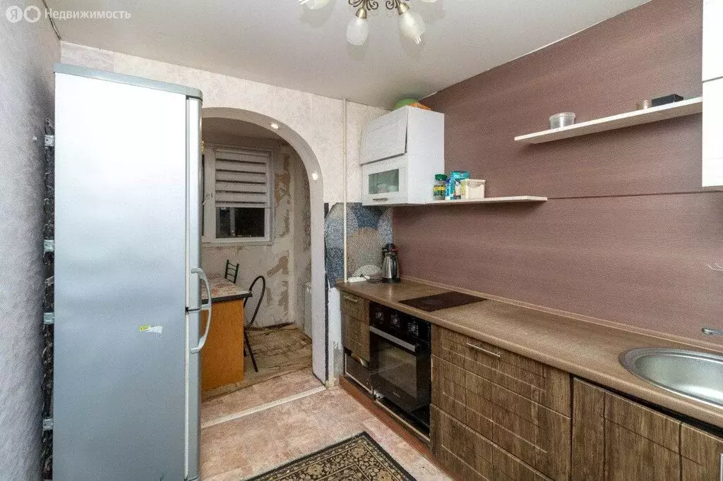 2-комнатная квартира: Тюмень, улица Газовиков, 19 (51 м) - Фото 1