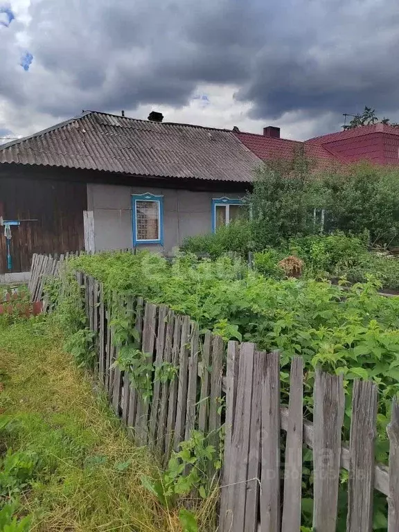 Дом в Кемеровская область, Белово Фабричная ул., 49 (53 м) - Фото 1