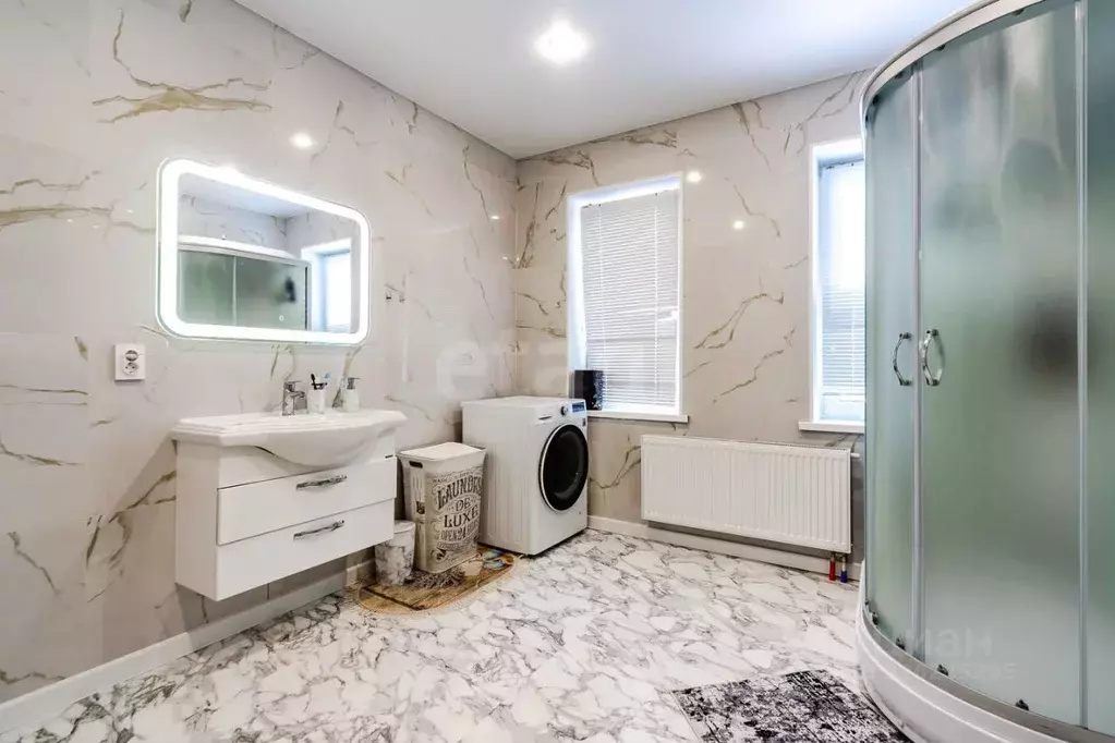 Дом в Ленинградская область, Гатчинский муниципальный округ, д. ... - Фото 1