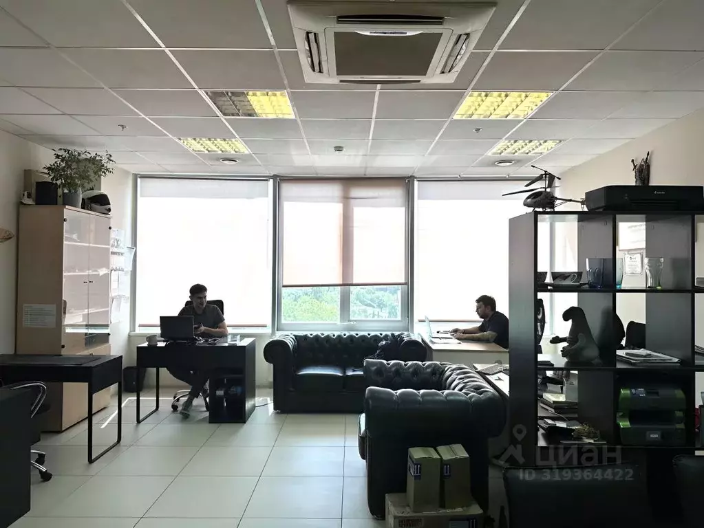 Офис в Московская область, Красногорск Ильинское ш., 1а (40 м) - Фото 0