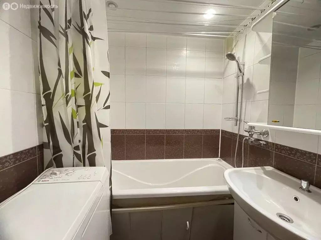 2-комнатная квартира: Мурманск, Кильдинская улица, 21 (57.7 м) - Фото 1