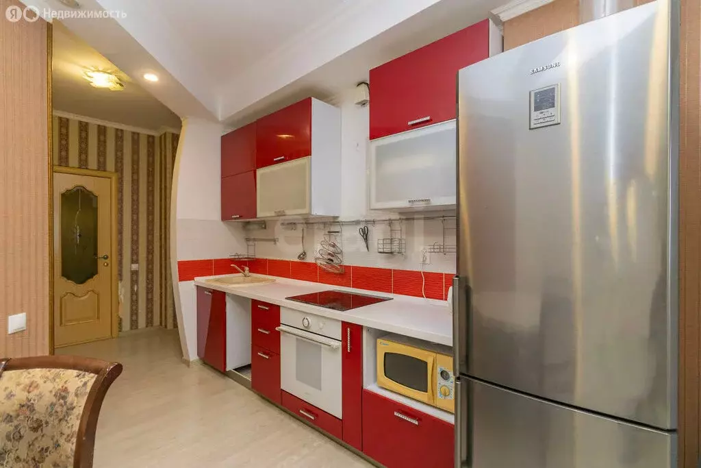 2-комнатная квартира: Тюмень, Таврическая улица, 9Б (74.9 м) - Фото 1