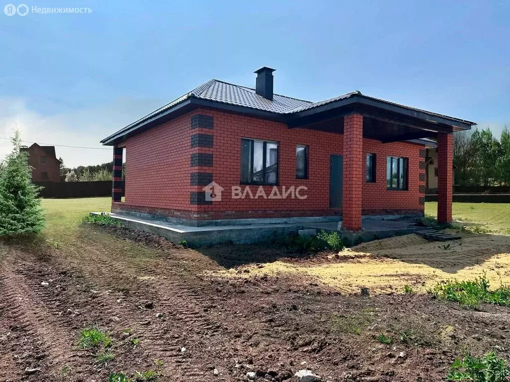 Дом в село Бессоновка, Сурская улица, 214 (110 м) - Фото 0