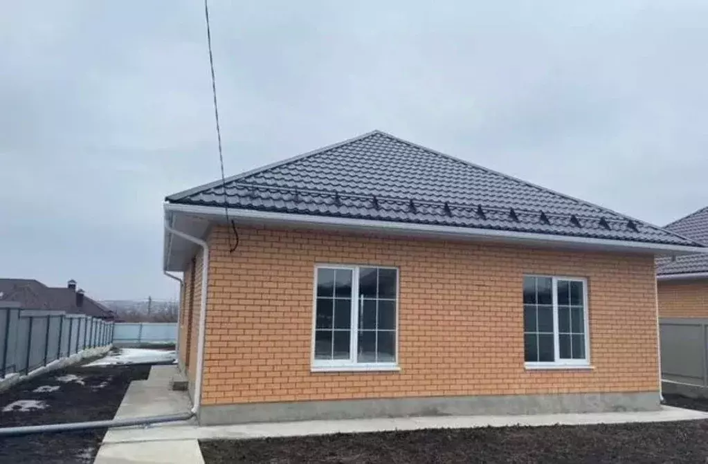 Коттедж в Белгородская область, Старый Оскол пер. Липовый (110 м) - Фото 1