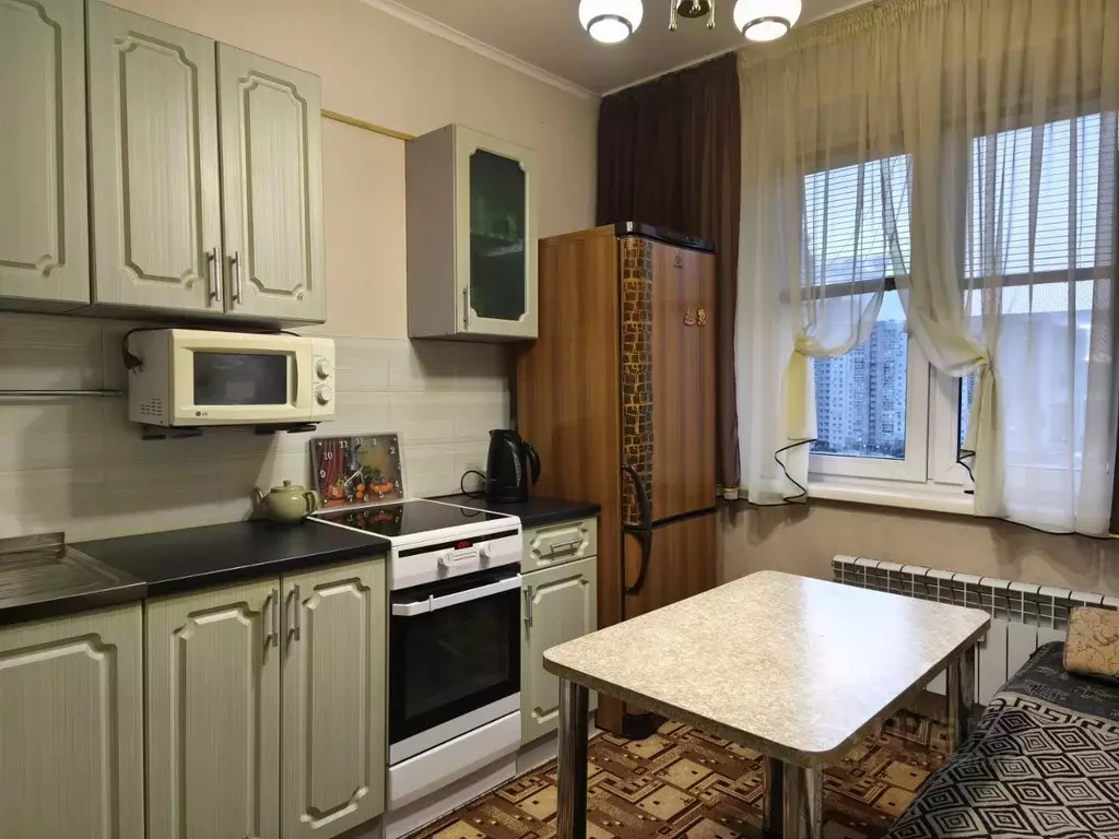 1-к кв. Челябинская область, Челябинск ул. Молодогвардейцев, 74 (35.6 ... - Фото 1