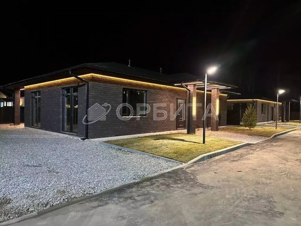 Дом в Тюменская область, Тюменский муниципальный округ, д. Ушакова ... - Фото 1