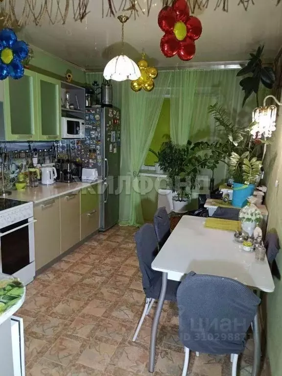 2-к кв. Томская область, Томск ул. Интернационалистов, 8/2 (61.6 м) - Фото 1