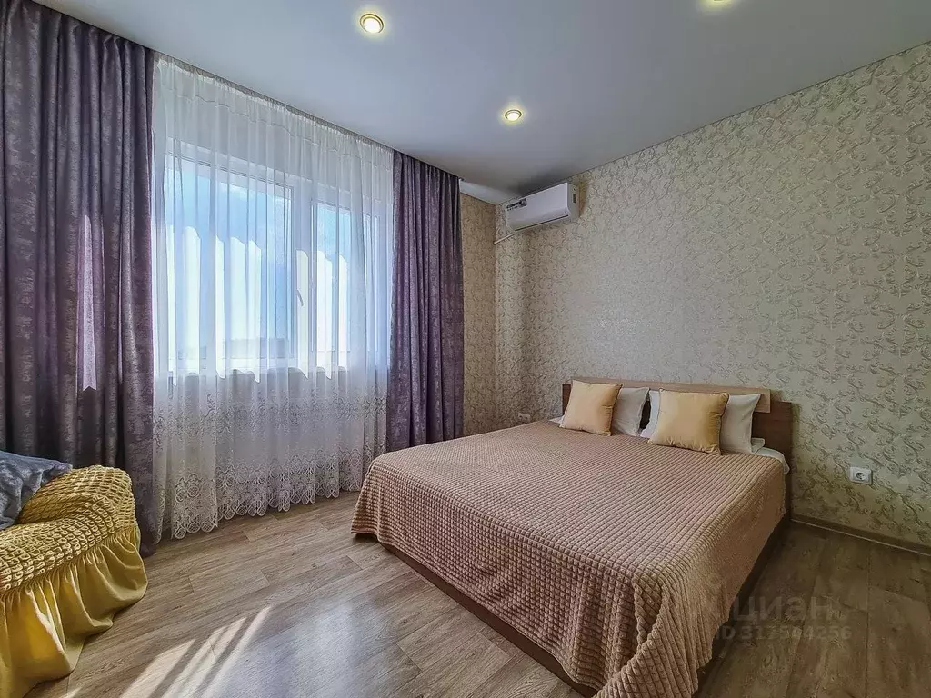 1-к кв. Оренбургская область, Оренбург ул. Автомобилистов, 2Д (43.0 м) - Фото 1