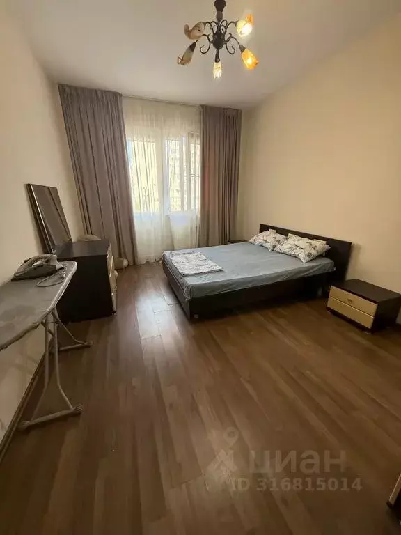 2-к кв. Дагестан, Каспийск ул. Амет-хан Султана, 2А (100.0 м) - Фото 1