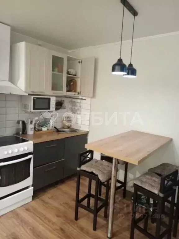 2-к кв. Тюменская область, Тюмень Мелиораторов мкр, ул. Голышева, 10А ... - Фото 1