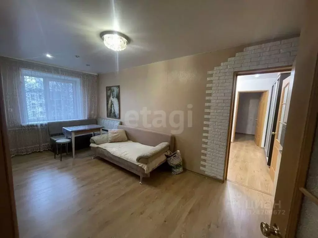 3-к кв. Удмуртия, Ижевск 7-я Подлесная ул., 87 (58.0 м) - Фото 1