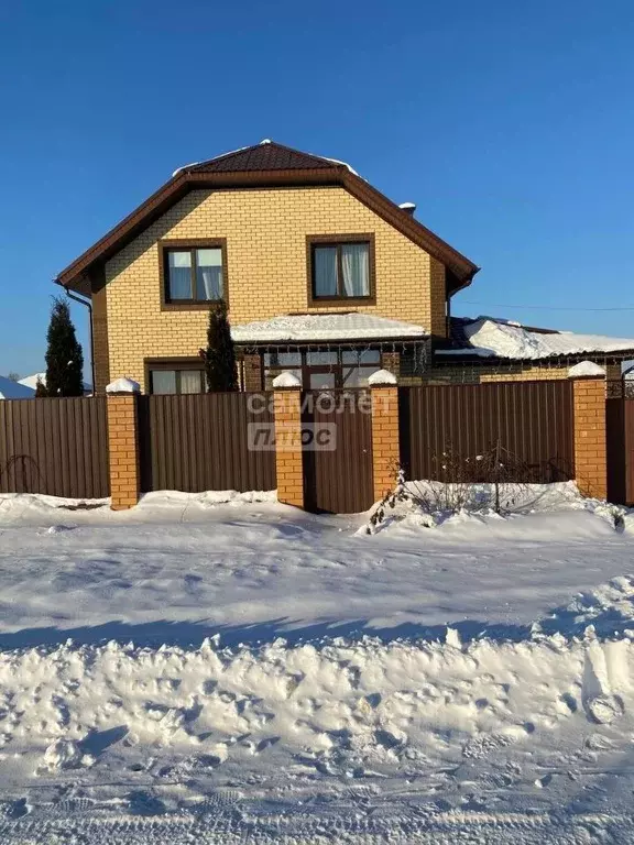 Дом в Курская область, Железногорский район, Разветьевский сельсовет, ... - Фото 1