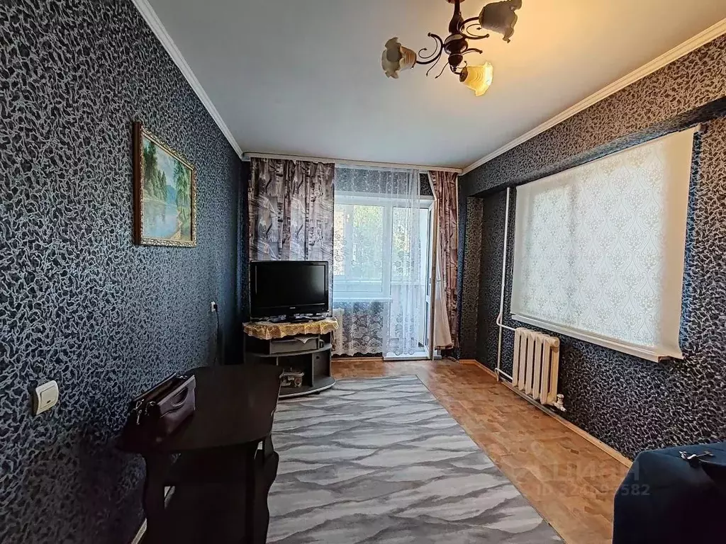 1-к кв. Омская область, Омск ул. Петра Осминина, 13 (31.3 м) - Фото 1