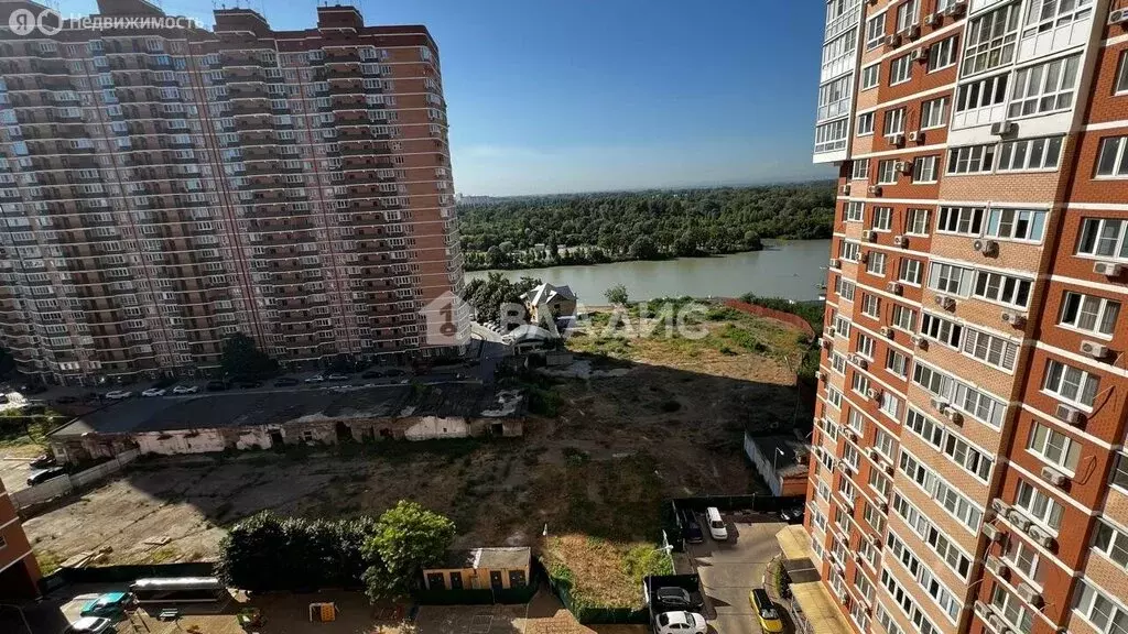 2-комнатная квартира: Краснодар, Кубанская улица, 52 (67 м) - Фото 0
