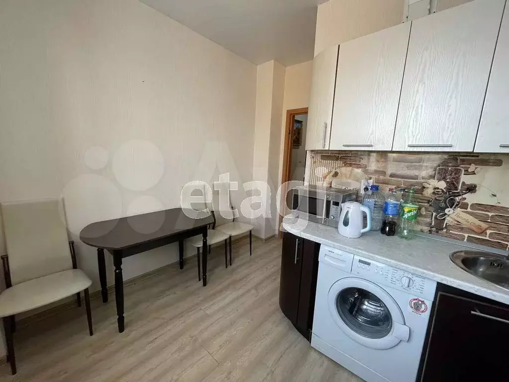 2-к. квартира, 60 м, 8/9 эт. - Фото 1