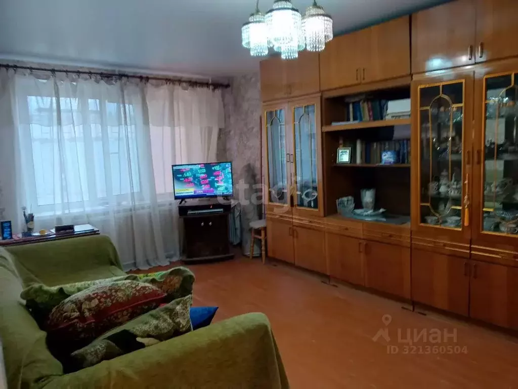 2-к кв. Псковская область, Остров ул. Шумейко, 10 (45.3 м) - Фото 1